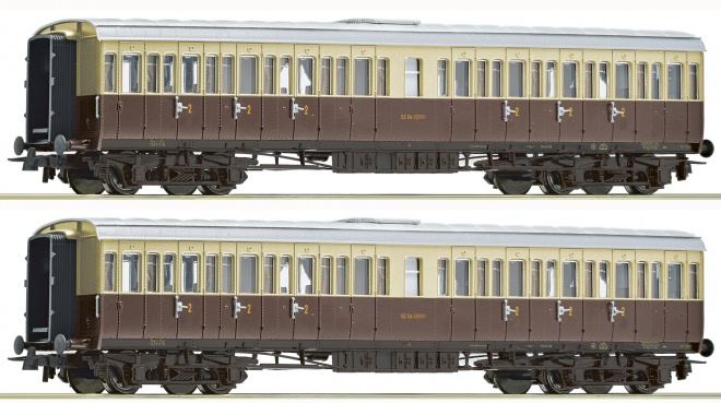 Set of 2 passenger cars type Centoporte (museum cars)<br /><a href='images/pictures/Roco/229512.jpg' target='_blank'>Full size image</a>